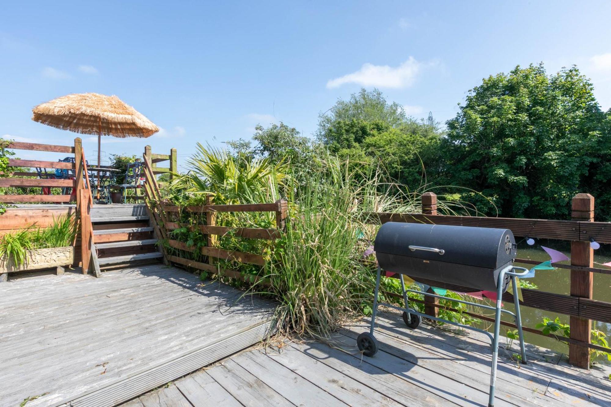 Riverside Escape Iden Rye Villa Luaran gambar